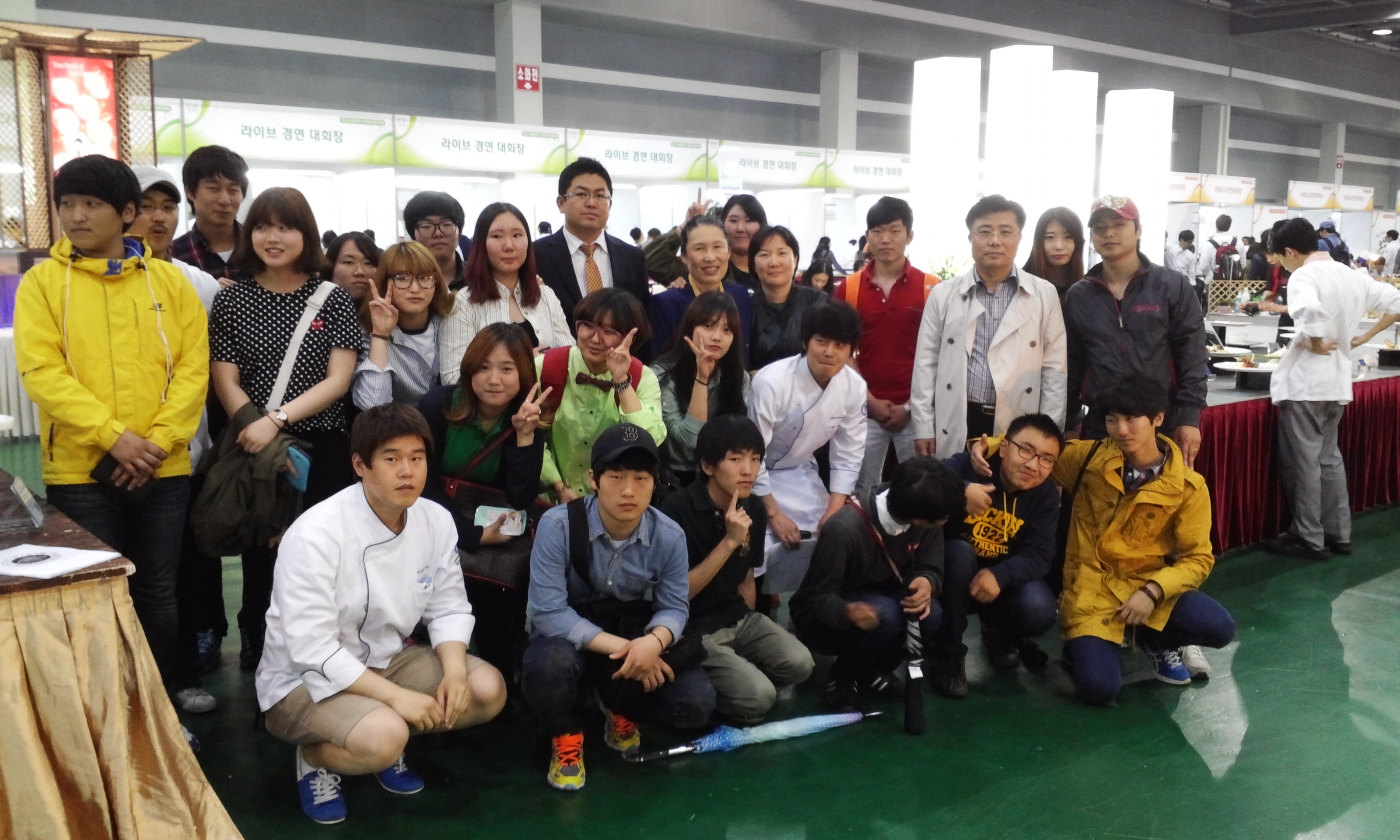 학과 기념사진.jpg